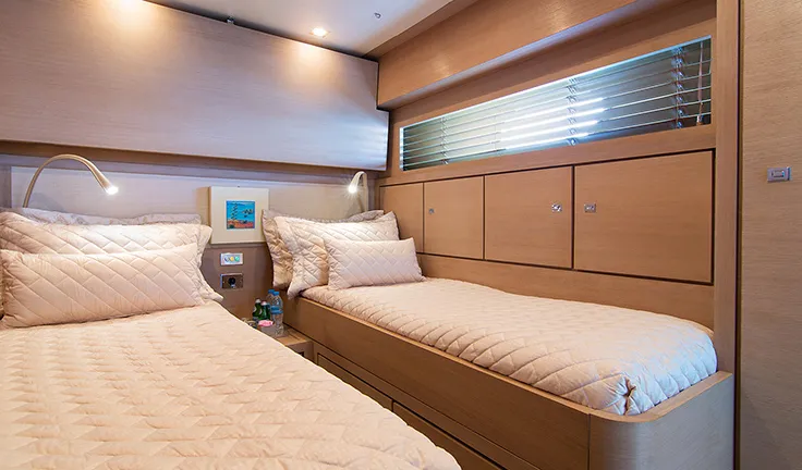 SUN ANEMOS Twin cabin