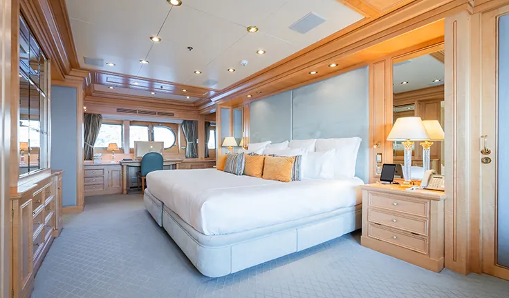 TE MANU Double cabin