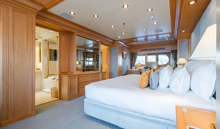 TE MANU Double cabin