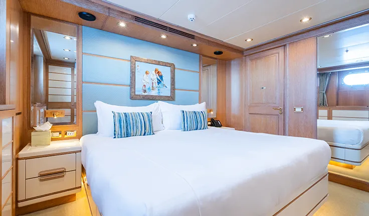 TE MANU Double cabin