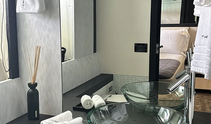 THYKE III Bathroom