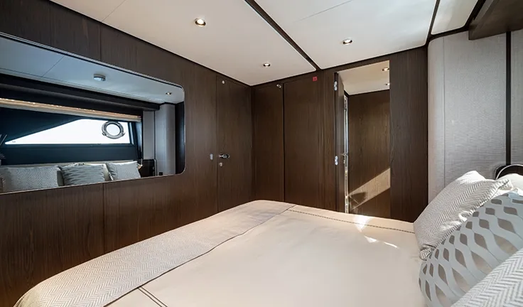 VITTORIA Double cabin