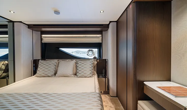VITTORIA Double cabin