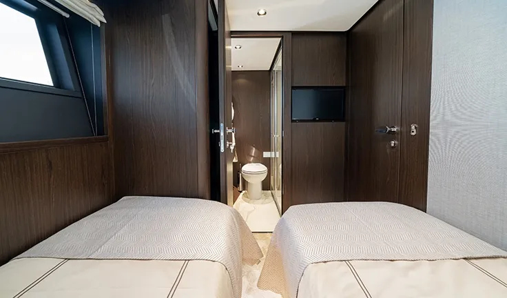 VITTORIA Twin cabin