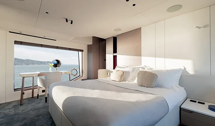 VIVA II Owner suite