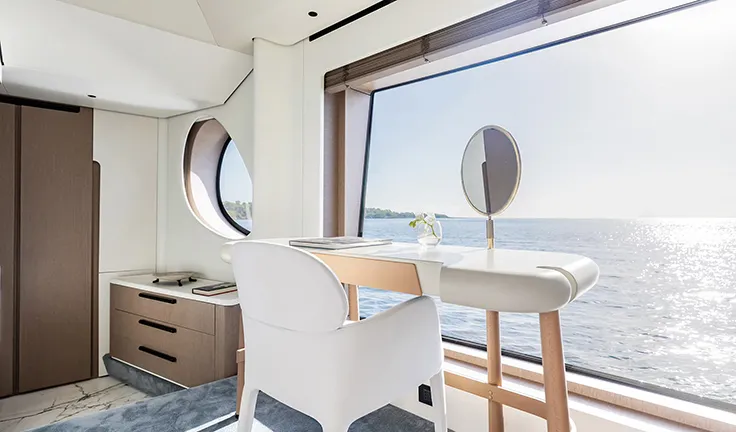 VIVA II Owner suite