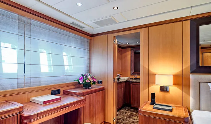 WET PANTHER Master cabin