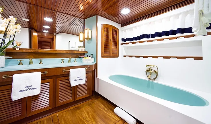 WIND OF FORTUNE Bathroom