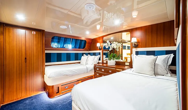 WIND OF FORTUNE Twin cabin