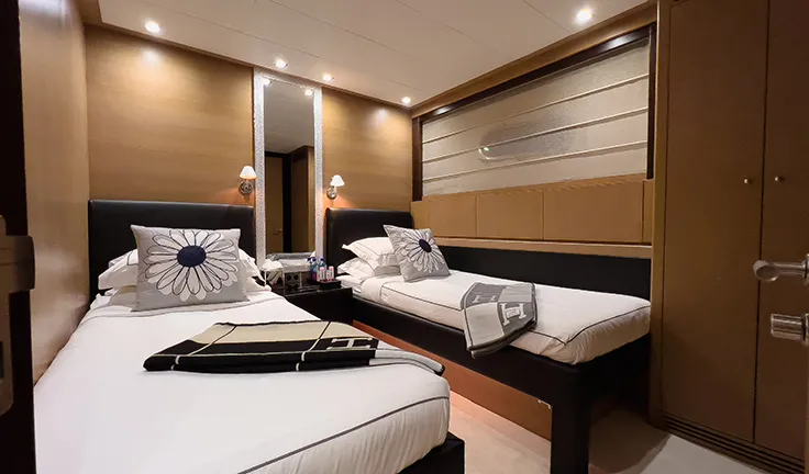 YCM 120 Twin cabin