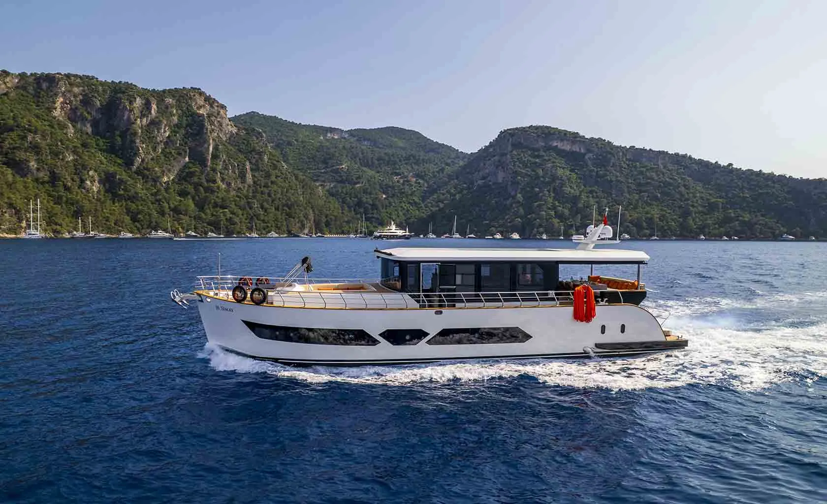 JUNIOR SIMAY Cruising