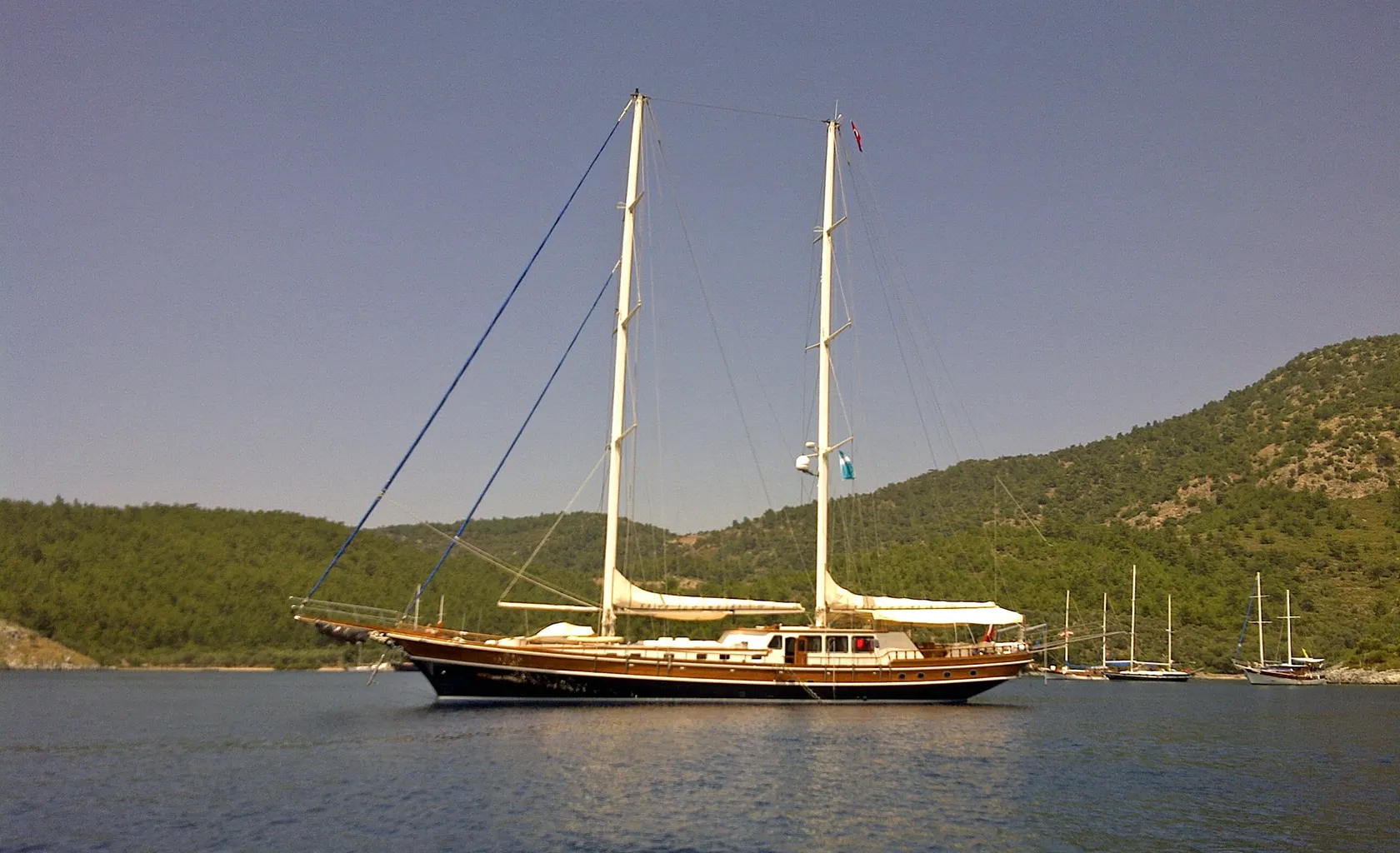 KAYA GUNERI 4 Anchored