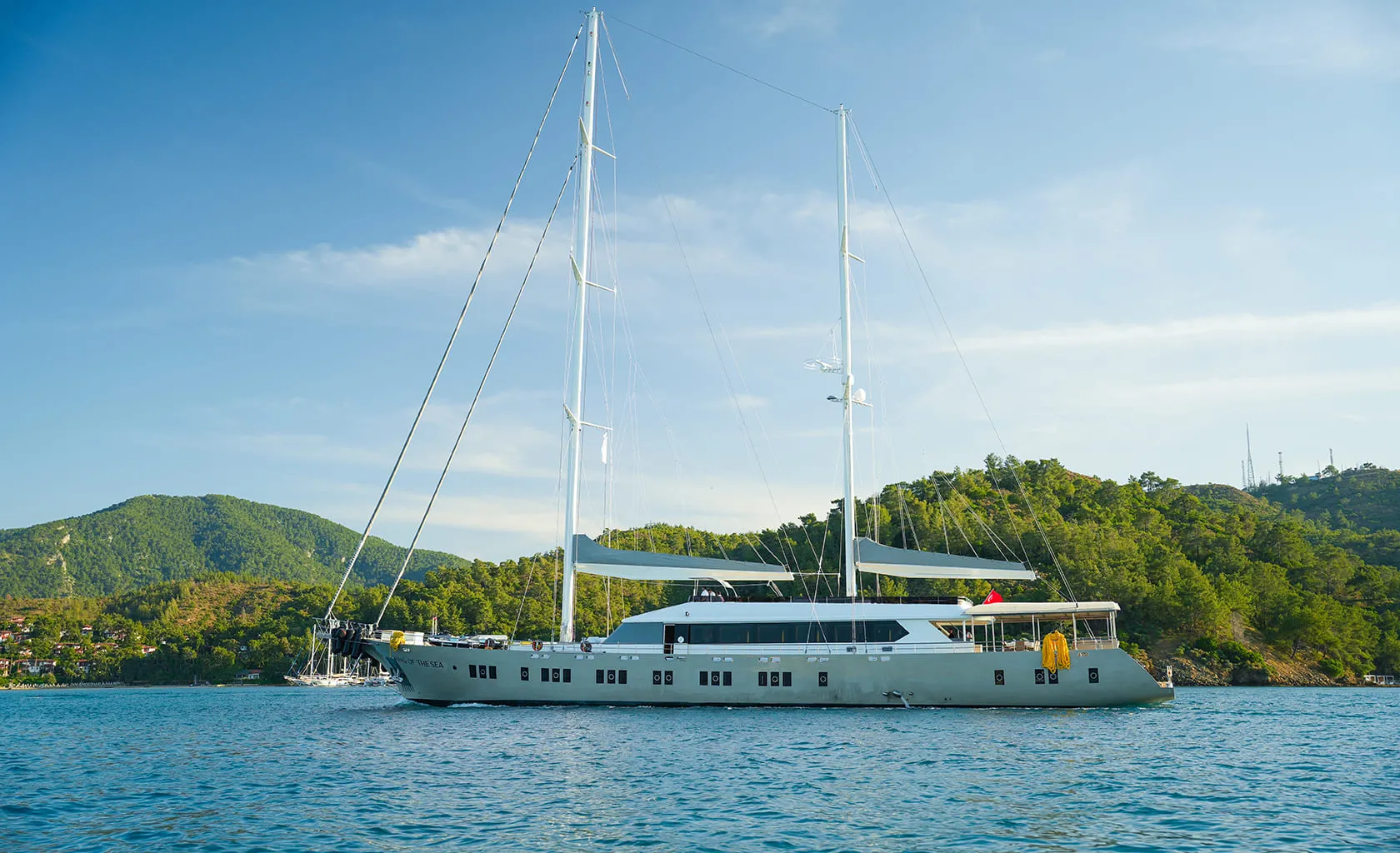 KING OF THE SEA Anchored