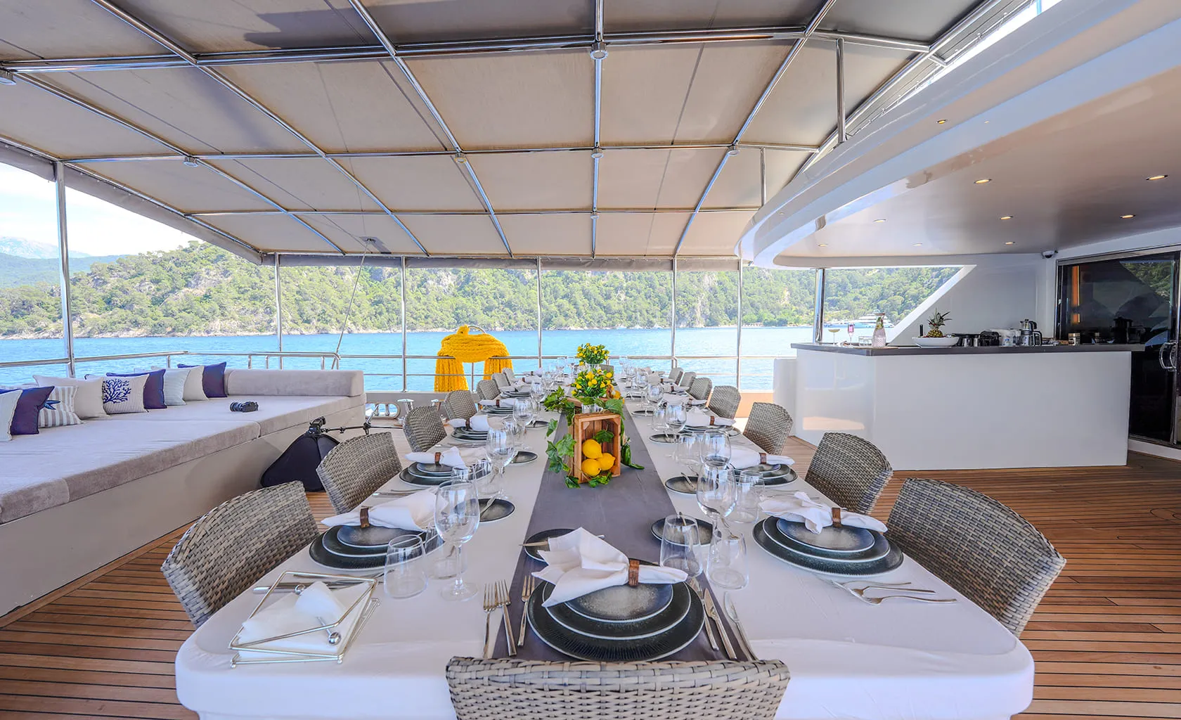 KING OF THE SEA Table decoration