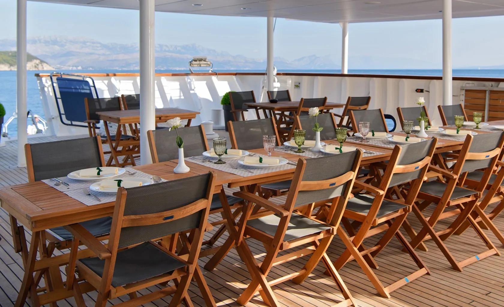 KLARA Aft deck