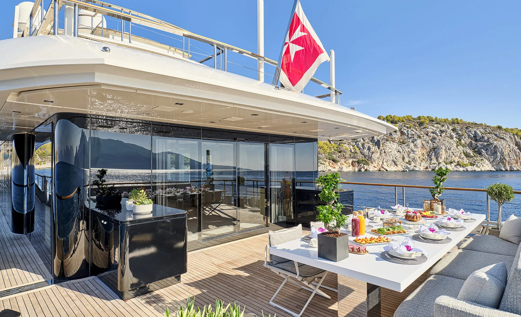 LA PELLEGRINA 1 Aft deck