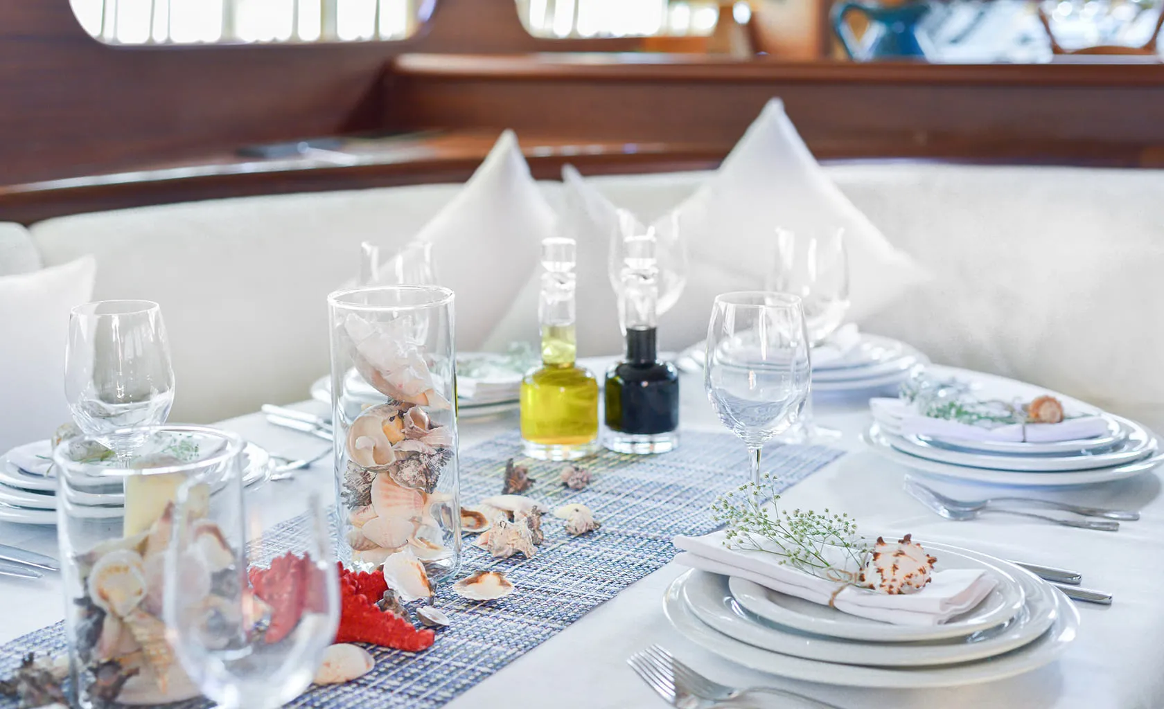 LADY CHRISTA Table decoration