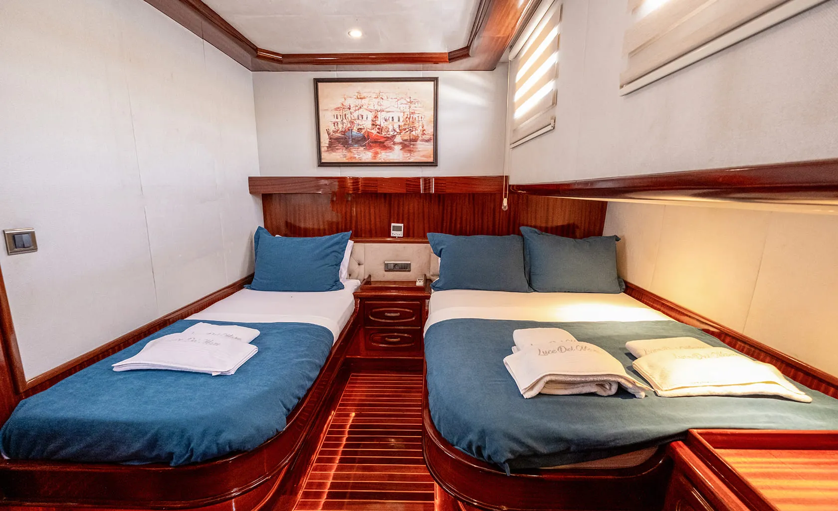 LUCE DEL MARE Twin cabin