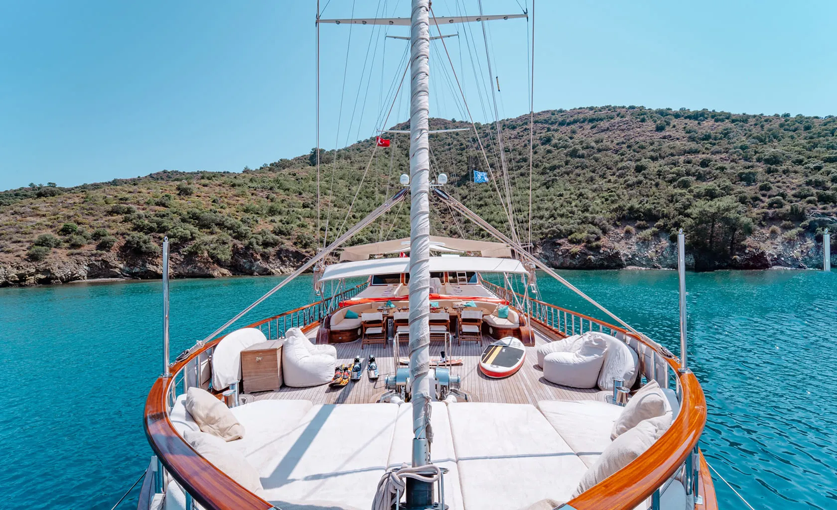 LYCIAN QUEEN From the bowspirit
