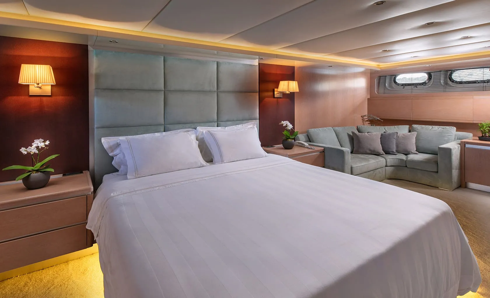 MAGIX VIP Cabin