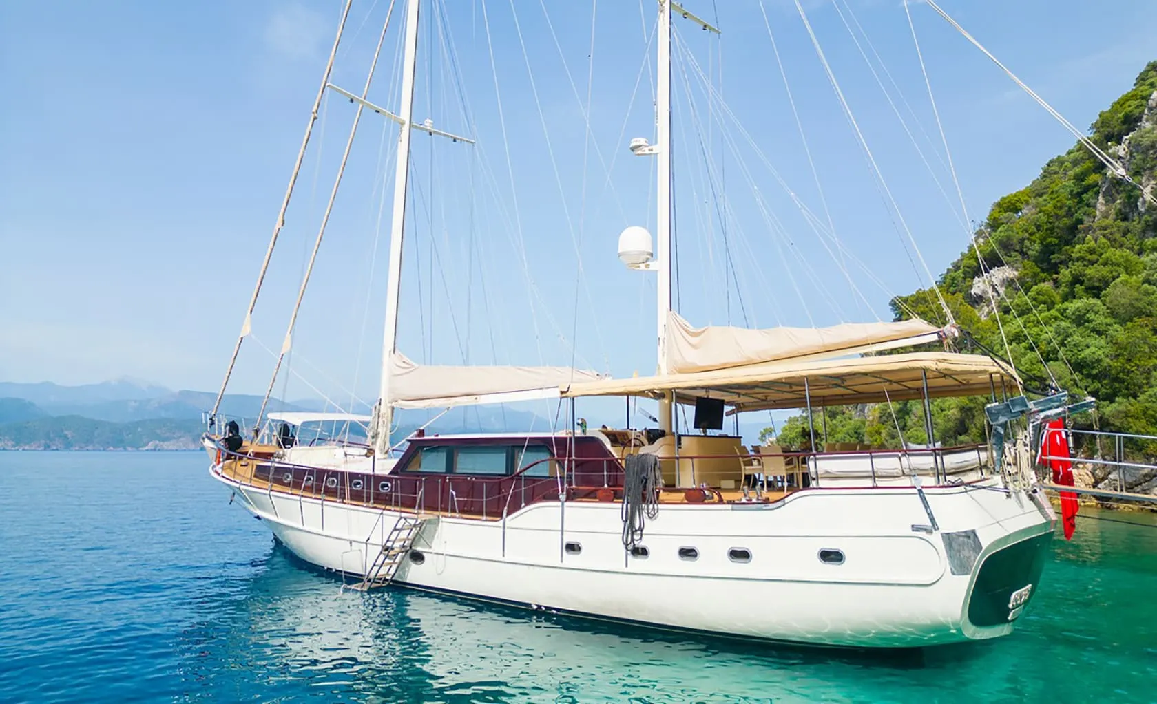 MEIN SCHATZ Anchored