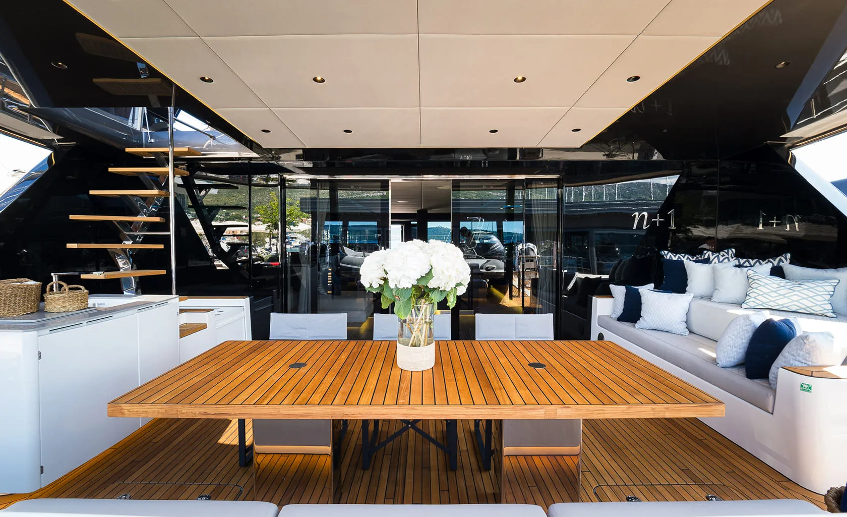 N+1 Aft deck