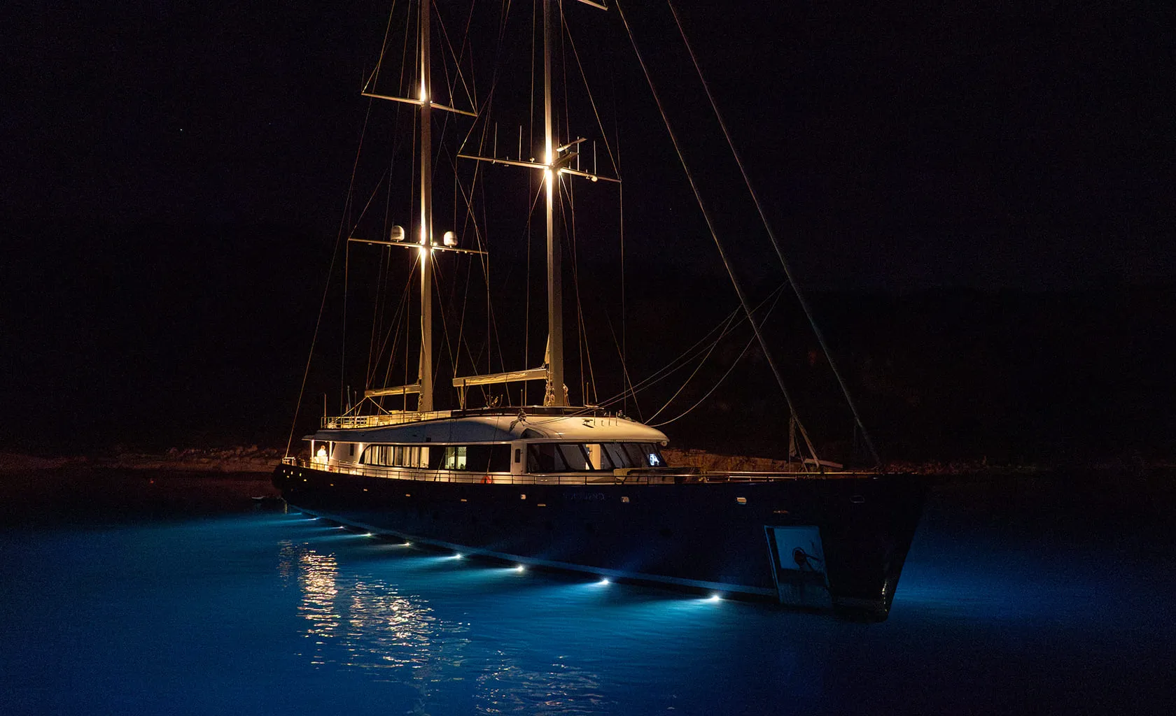 NOCTURNO At night