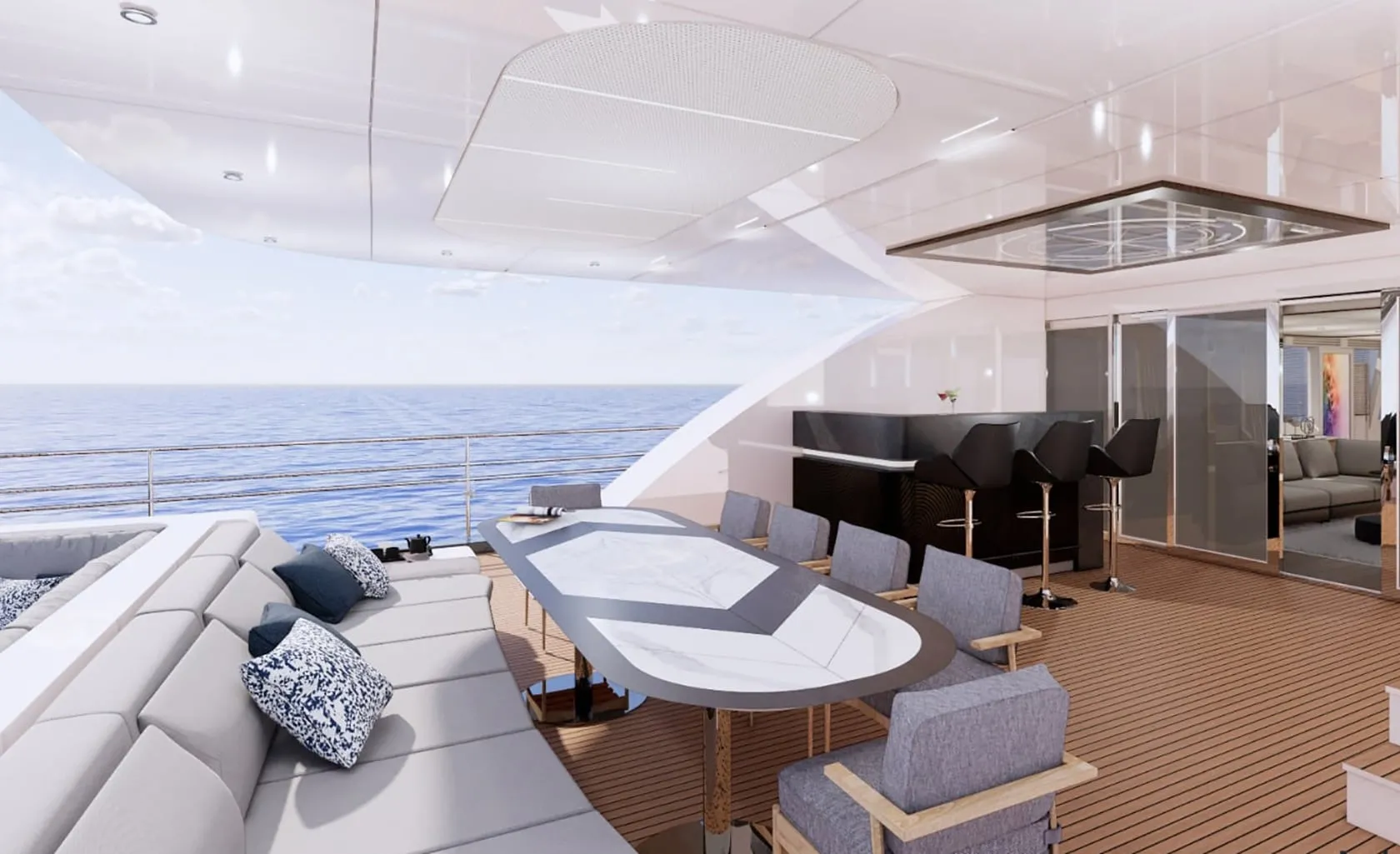 NORTH WIND Aft deck