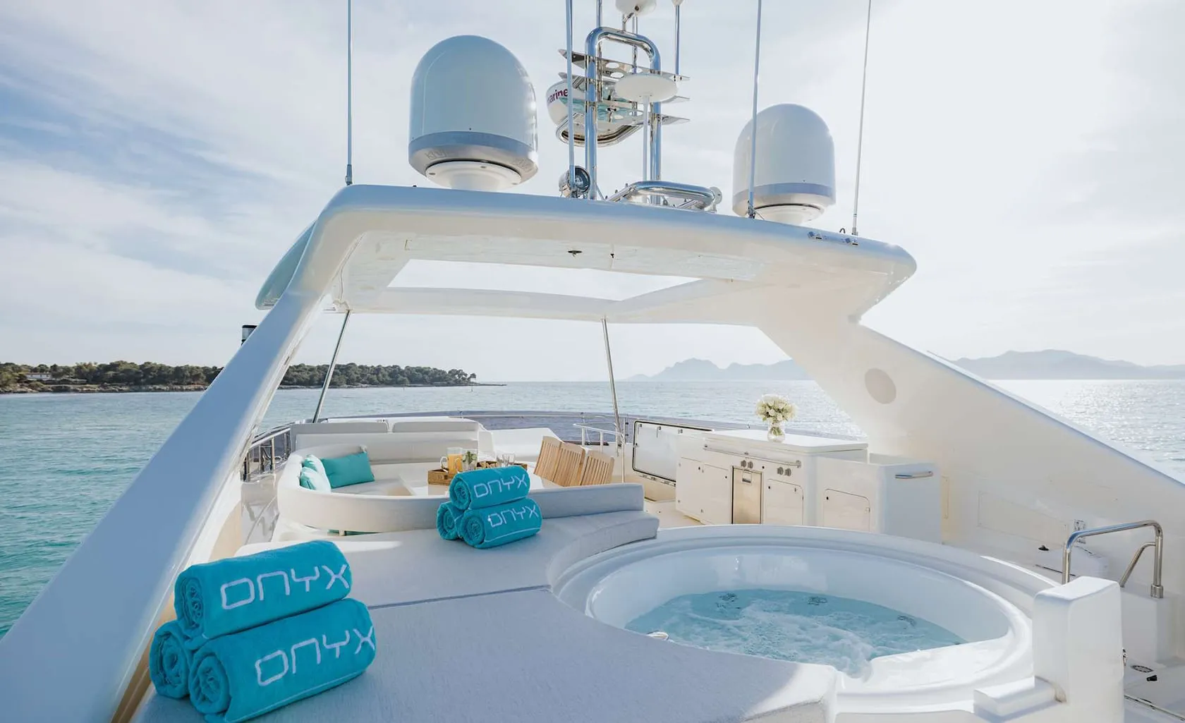 ONYX Flybridge