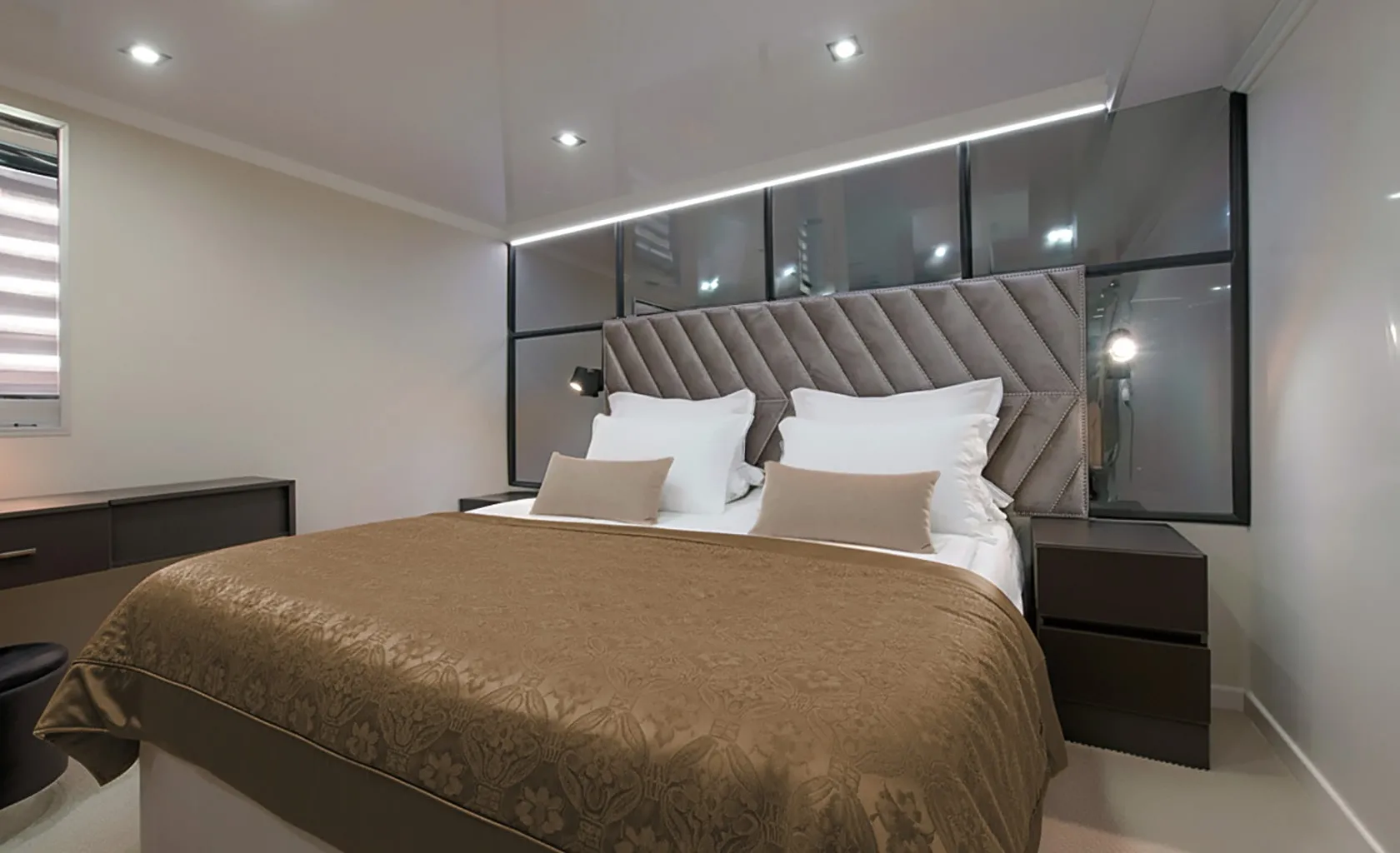 PREMIER Double cabin