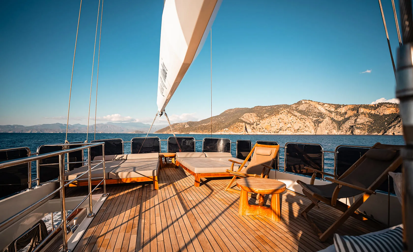 QUEEN OF MAKRI Flybridge