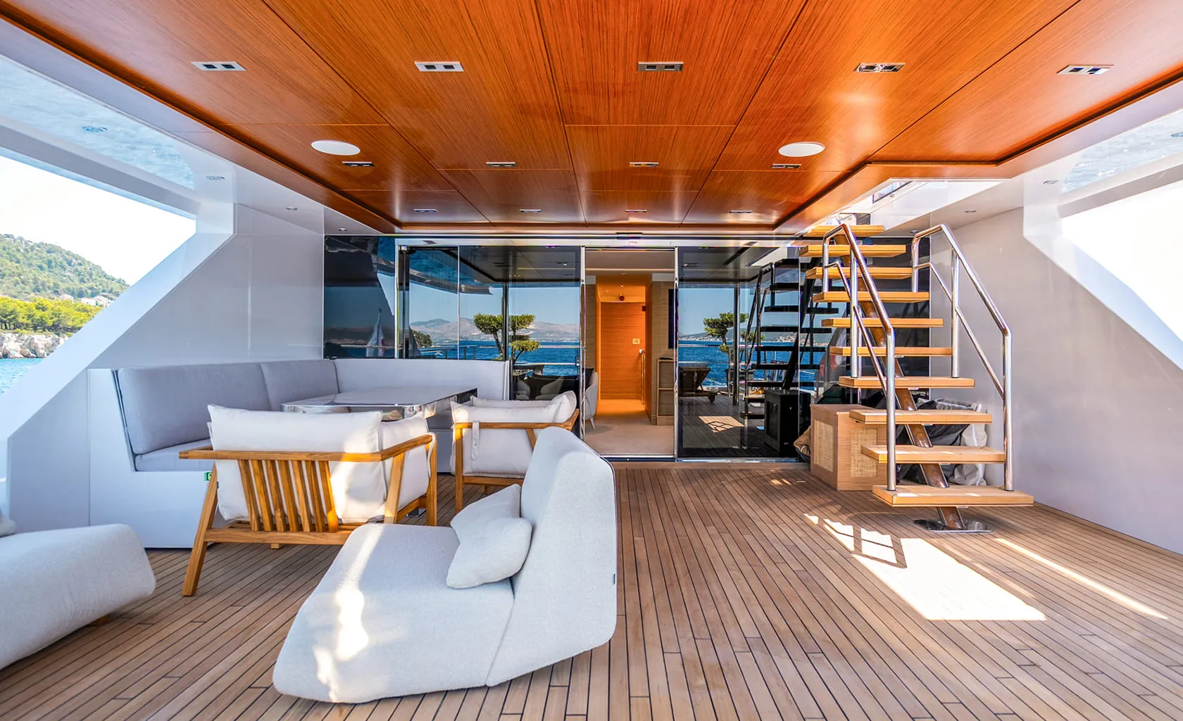 RENATA Master deck aft