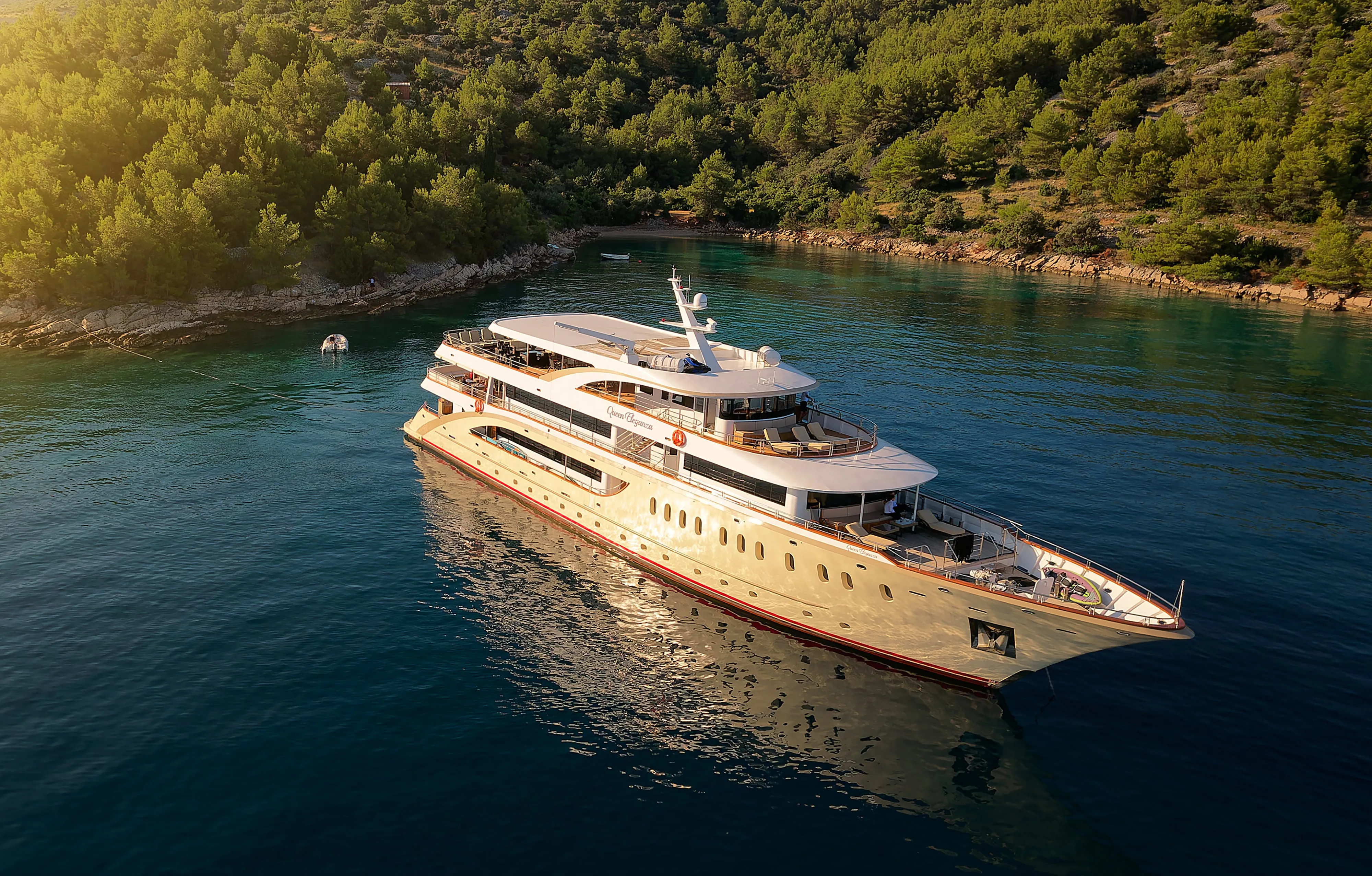 Shorter and Flexible Charters with Yacht Queen Eleganza