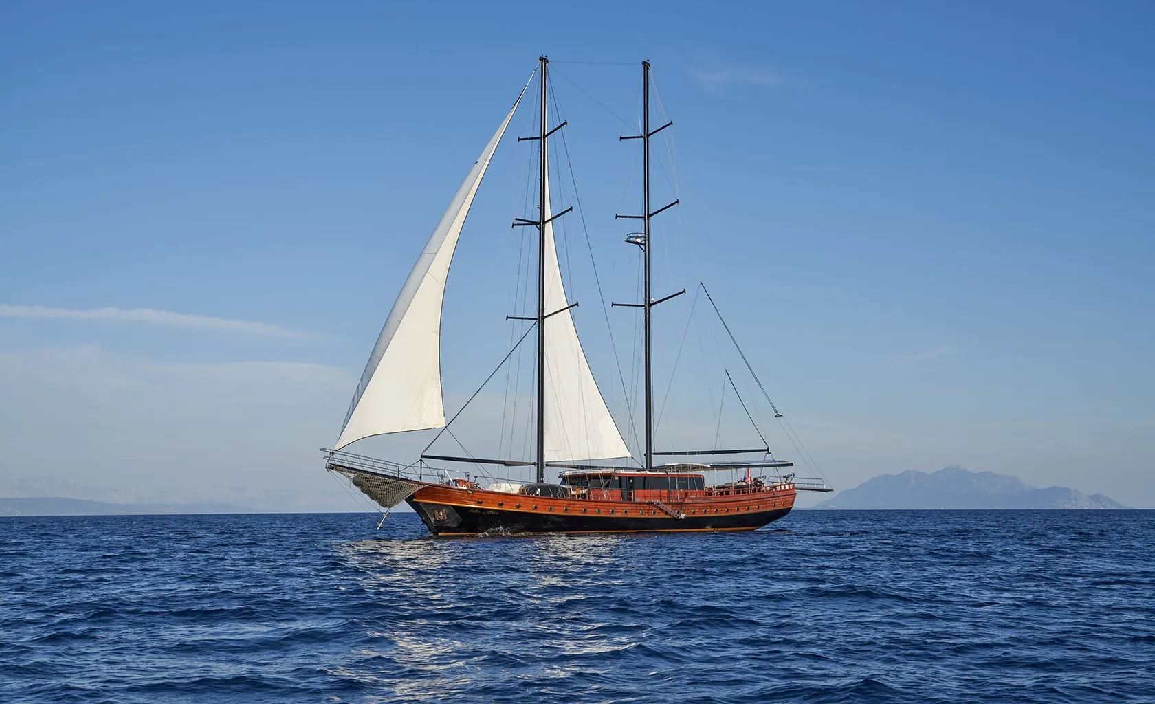 STELLA MARIS Sailing