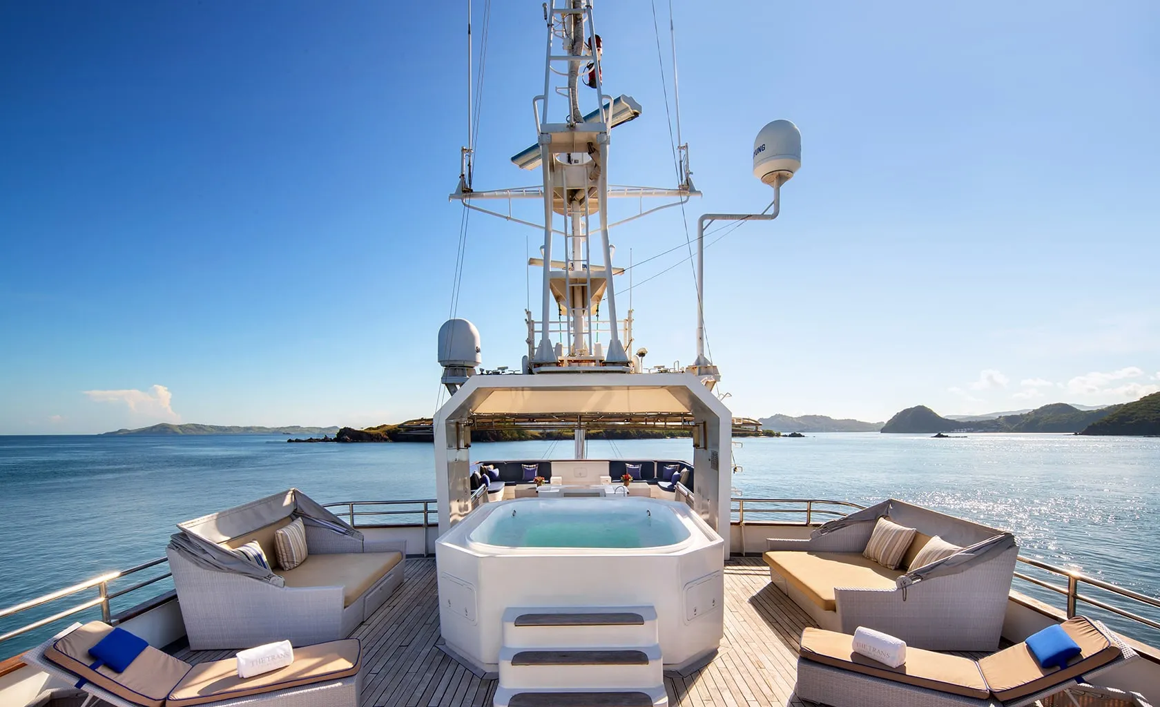 THE TRANS LUXURY YACHT Upper deck