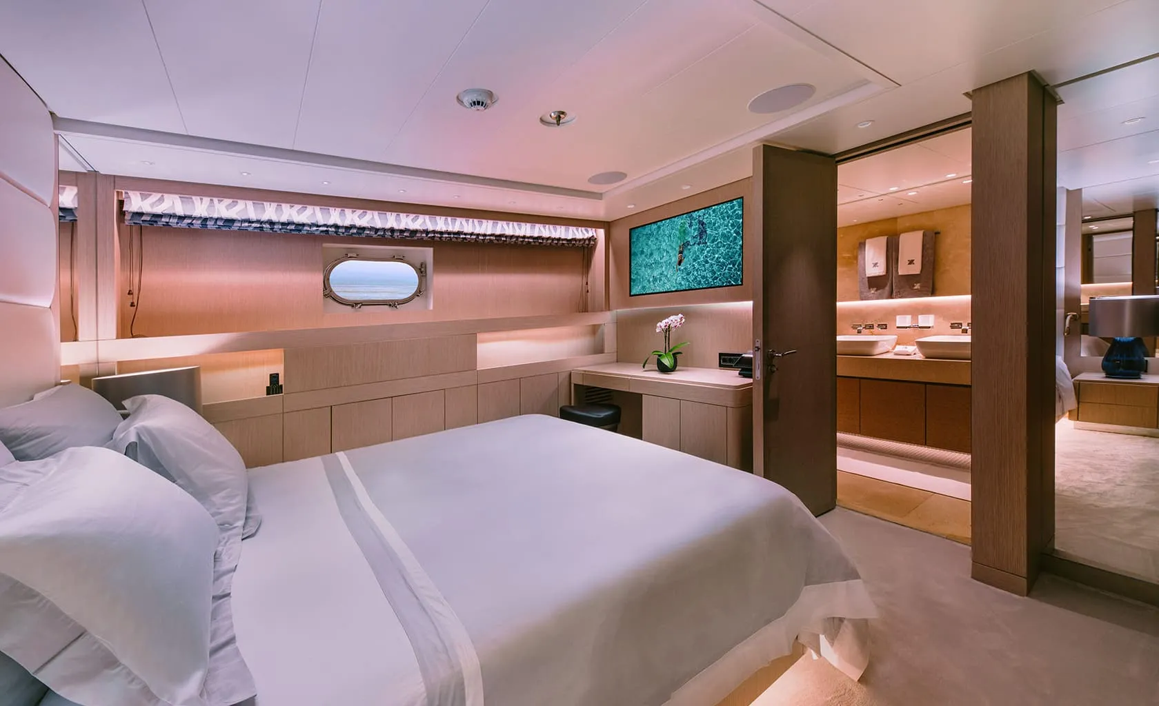XANA Double cabin